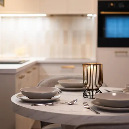 Ceynowa شقة كارتوزي